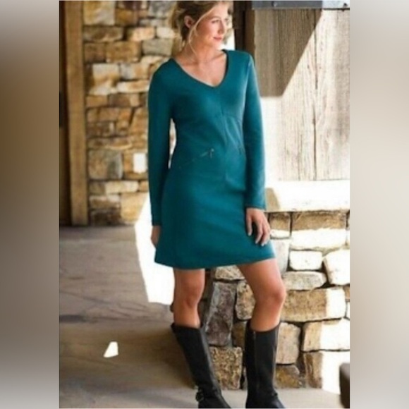 Athleta Dresses & Skirts - Athleta Celebration Ponte Knit Long sleeve Dress Teal Size Medium